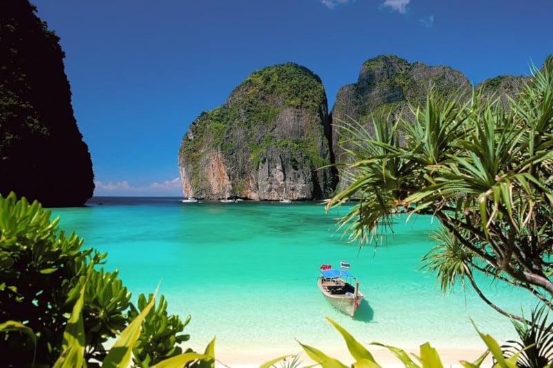 picture of a beautiful beach in Phuket, Thailand
